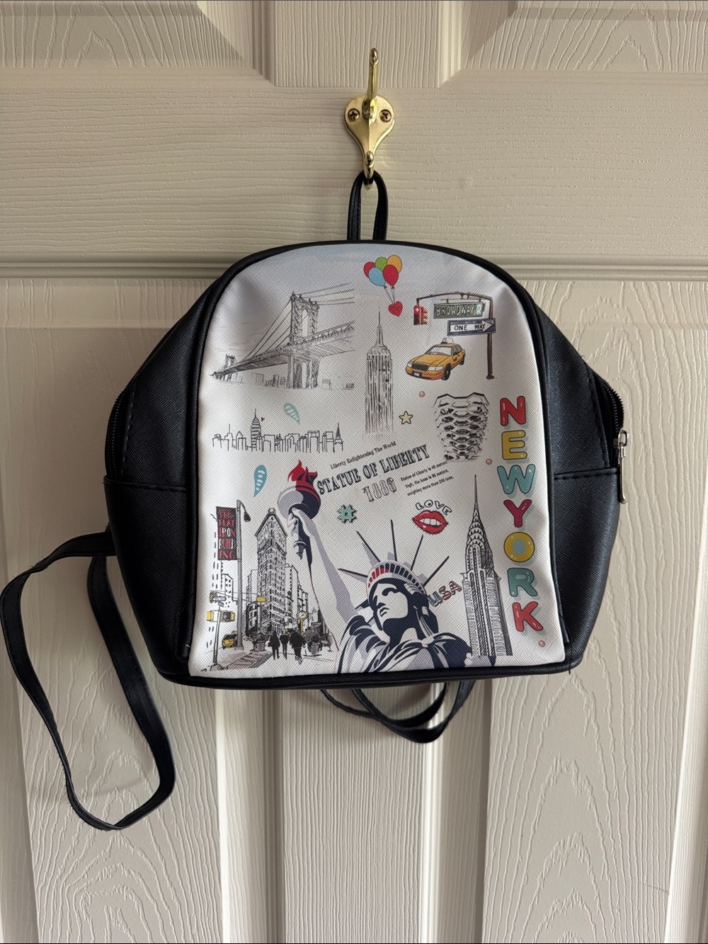 Mini New York Graphic Backpack - Black & White
